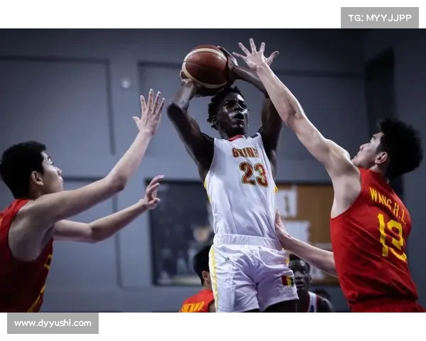 李悦洲场均板攻断 三项命中率接近乐部,成新一代全能球员(球员李悦铭) 李悦洲场均板攻断 三项命中率接近乐部,成新一代全能球员(球员李悦铭)