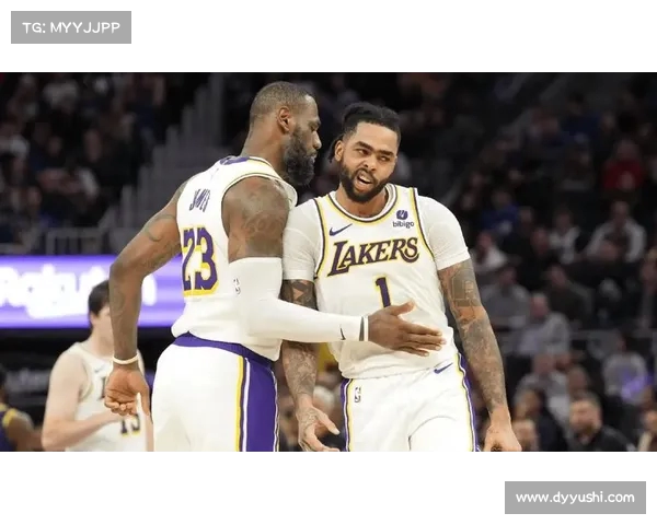 湖人交易策略揭秘:拉塞尔能否换来格兰特、库兹马、芬尼或黄忠? 湖人交易策略揭秘:拉塞尔能否换来格兰特、库兹马、芬尼或黄忠?